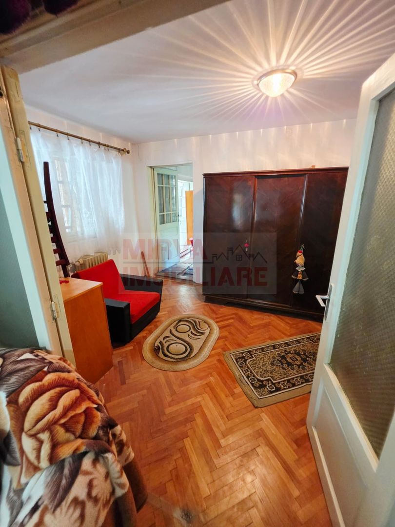 Casă 4 camere, teren 315 mp, garaj – Cantacuzino, Ploiești - Poză 24