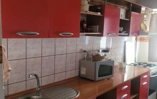 Ap 3 camere spatioase/ 4/4 /Renovat/ Focșani/VN, Zonă Pompieri