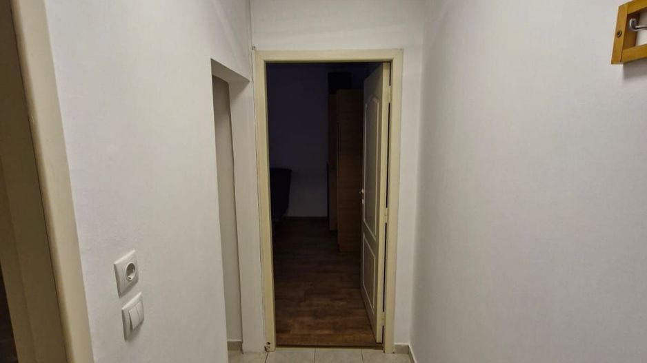 GARSONIERA GARA DE EST, BUCATARIE INCHISA, BLOC REABILITAT, CURAT - Poză 9