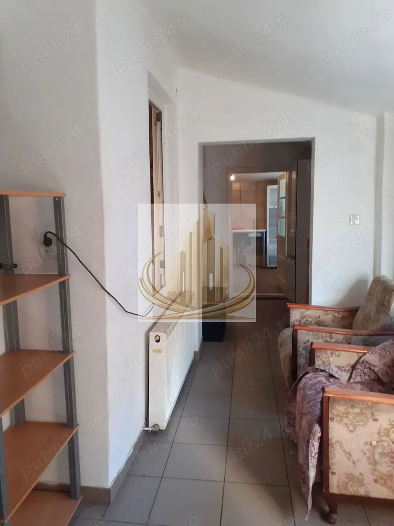 Casa de vanzare 3 apartamente zona Lipovei - Poză 4