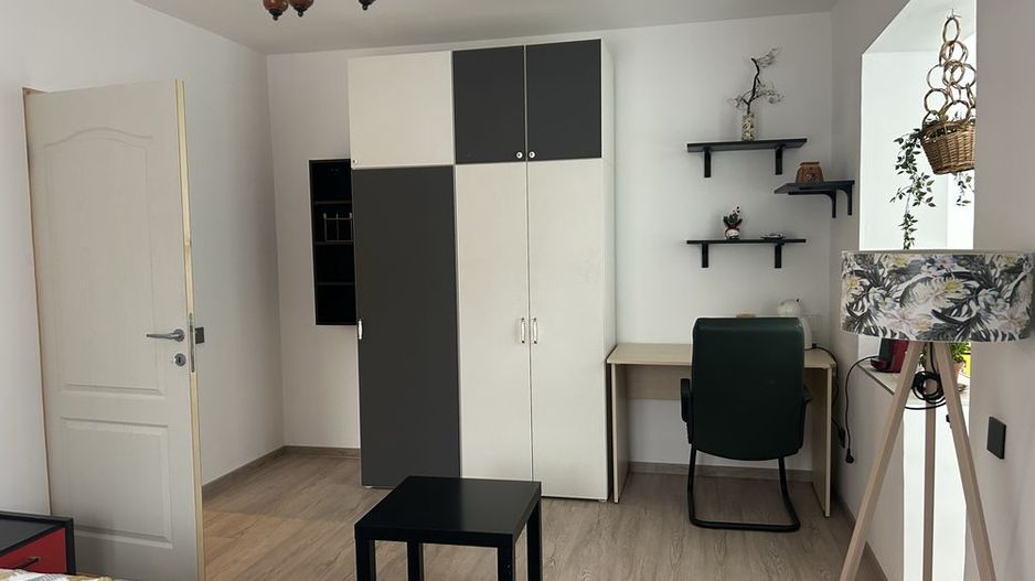 Garsonieră spațioasă de închiriat Berceni - Poză 2