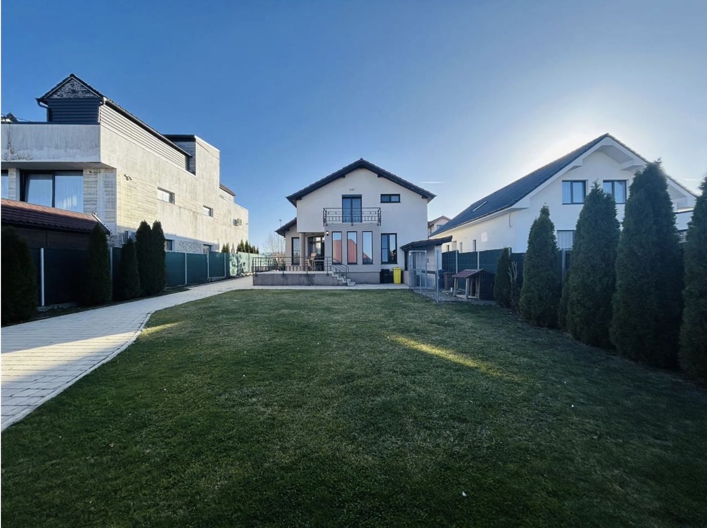 Casa individuala cu pivnita in Sura Mica, zona Salii de sport - Sibiu - Poză 31