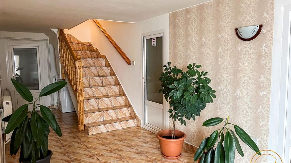 Pensiune in decor fermecator, loc de istorie si legenda, Moieciu de Jos, Bran - Poză 11