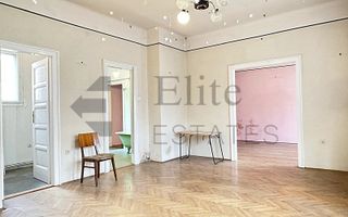 Apartament ultracentral in zona Teatrului din Oradea - Poză 1