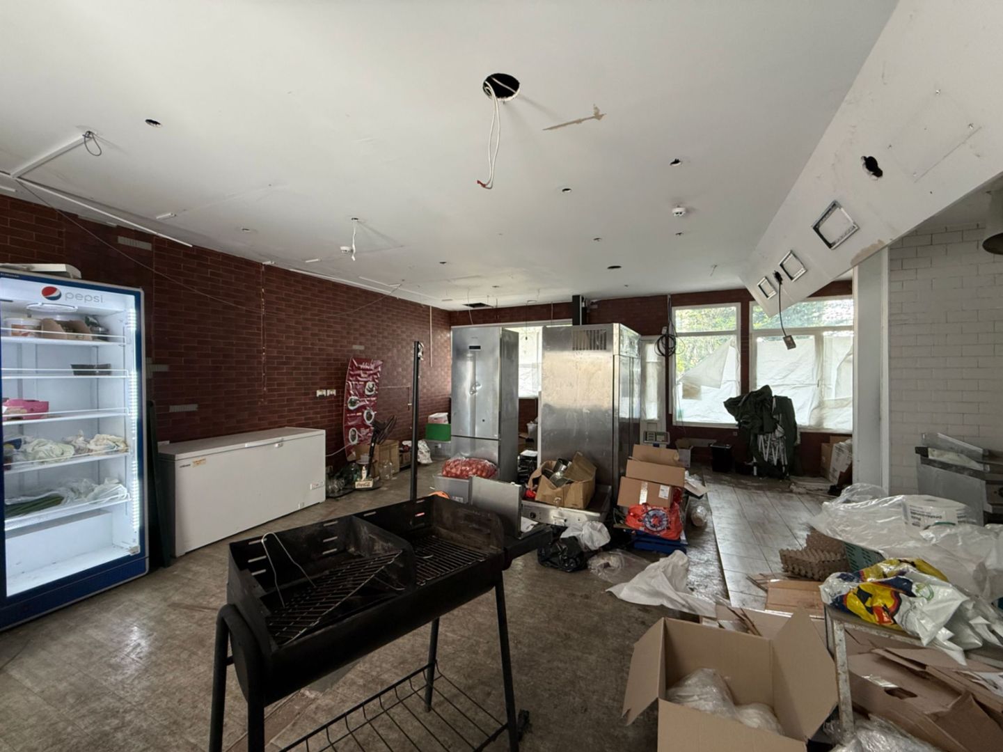 Spatiu Comercial | Vitrina 7ml | Metrou Pipera | Trafic Intens - Poză 14