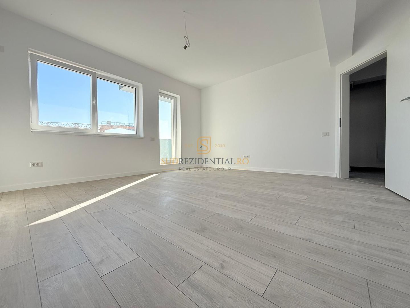 Apartament 2 camere decomandat langa statia de metrou M2 Berceni - Poză 2