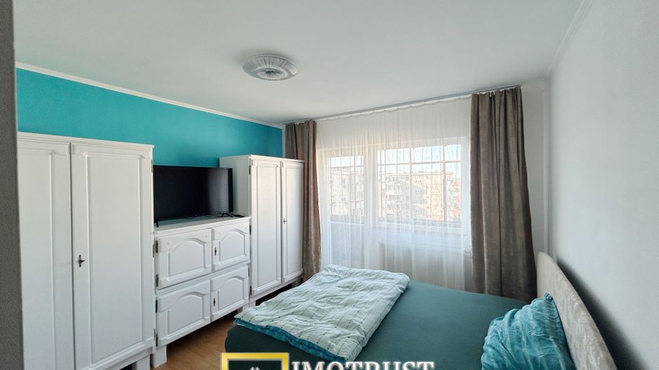 De vanzare apartament 3 camere/ Aradul Nou - Poză 4