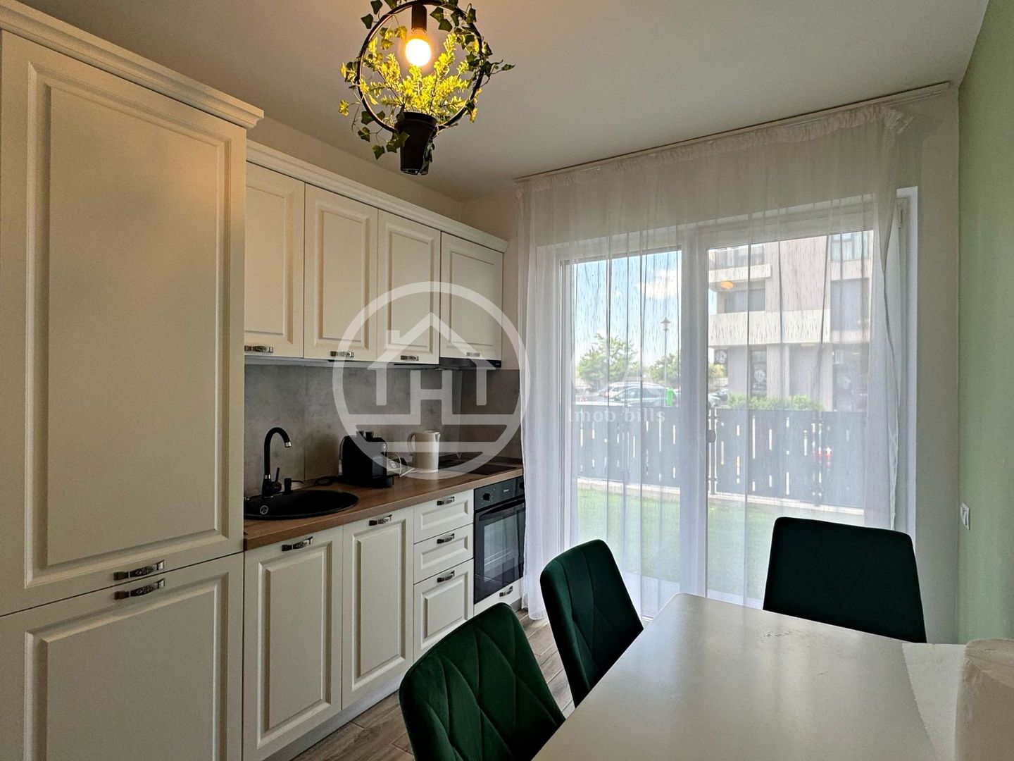 Apartament de închiriat cu 2 camere în zona AES Residence, Oradea - Poză 9