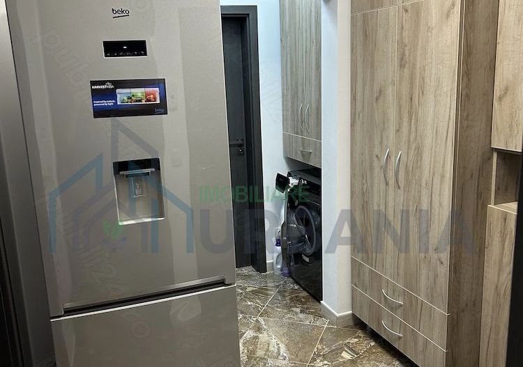 Apartament de vânzare cu 4 camere, decomandat, în Iași - Poză 8