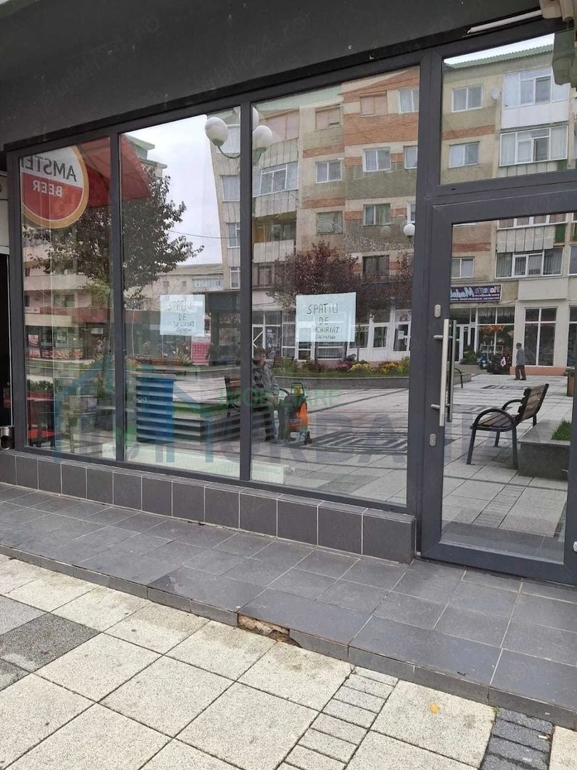 Spațiu comercial de închiriat, 78 mp, Esplanada Pașcani - Poză 2