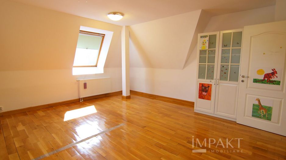 Casa individuala situata la 2 minute de Parcul Engels ! - Poză 22