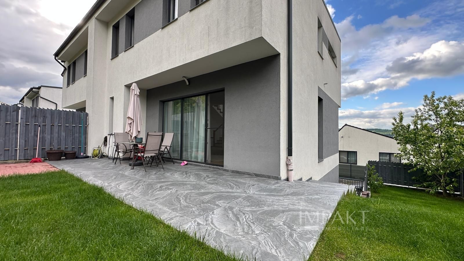 Duplex mobilat modern | Garaj dublu | Ideal familie | Zona VIVO - Poză 15