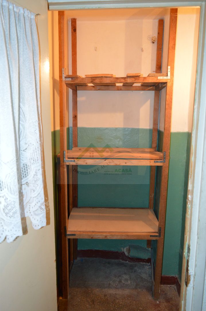 Apartament cu 4 camere Marasesti/Suceava - Poză 9