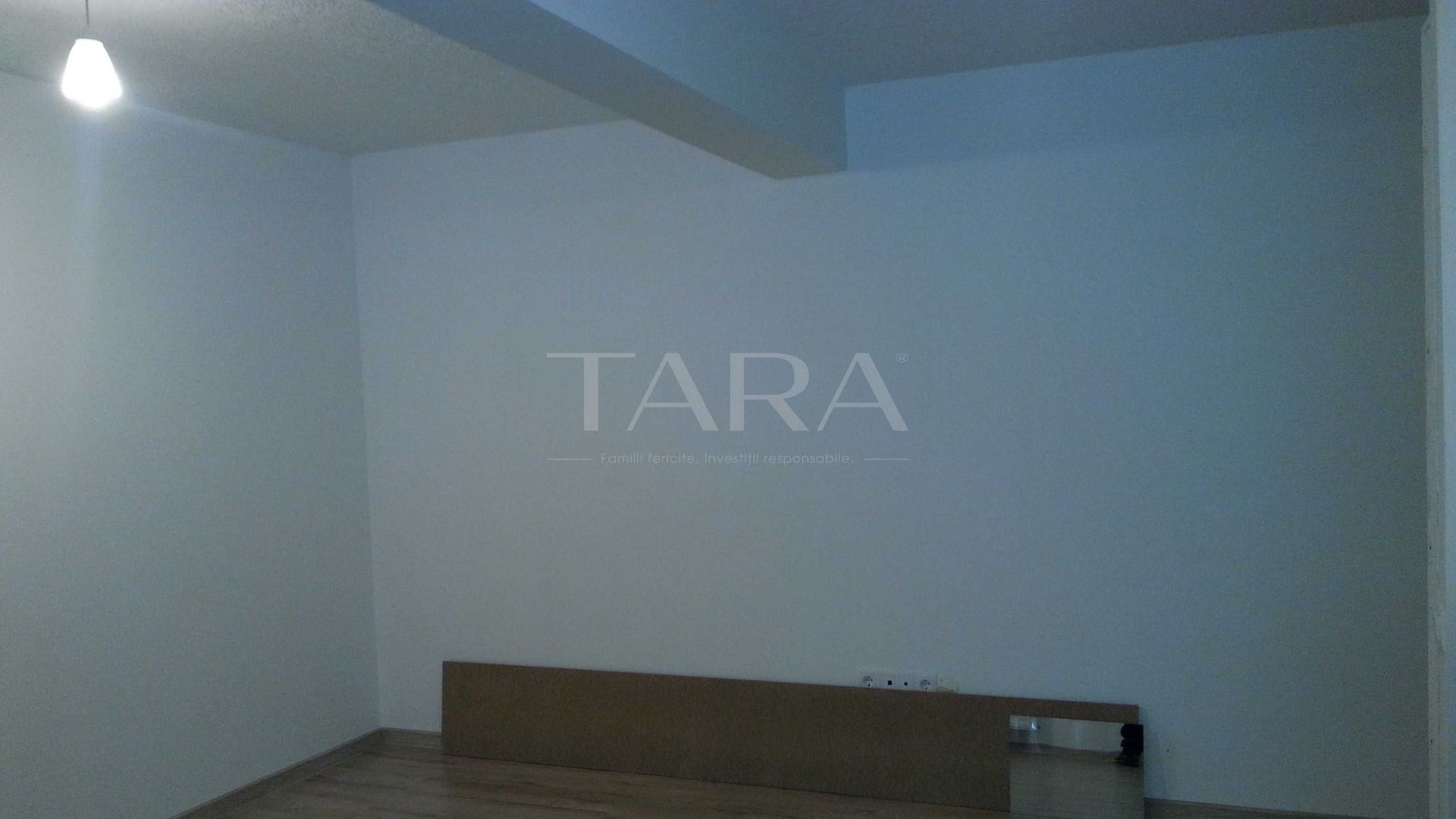 Apartament cu 2 camere finisat, cu balcon, zonă accesibilă. - Poză 2