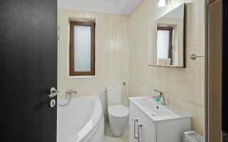 Casa 3 camere cu gradina /  23 August - Poză 10