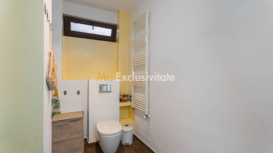 Casă / Vilă cu 4 camere de vânzare în Bucuresti - Poză 12