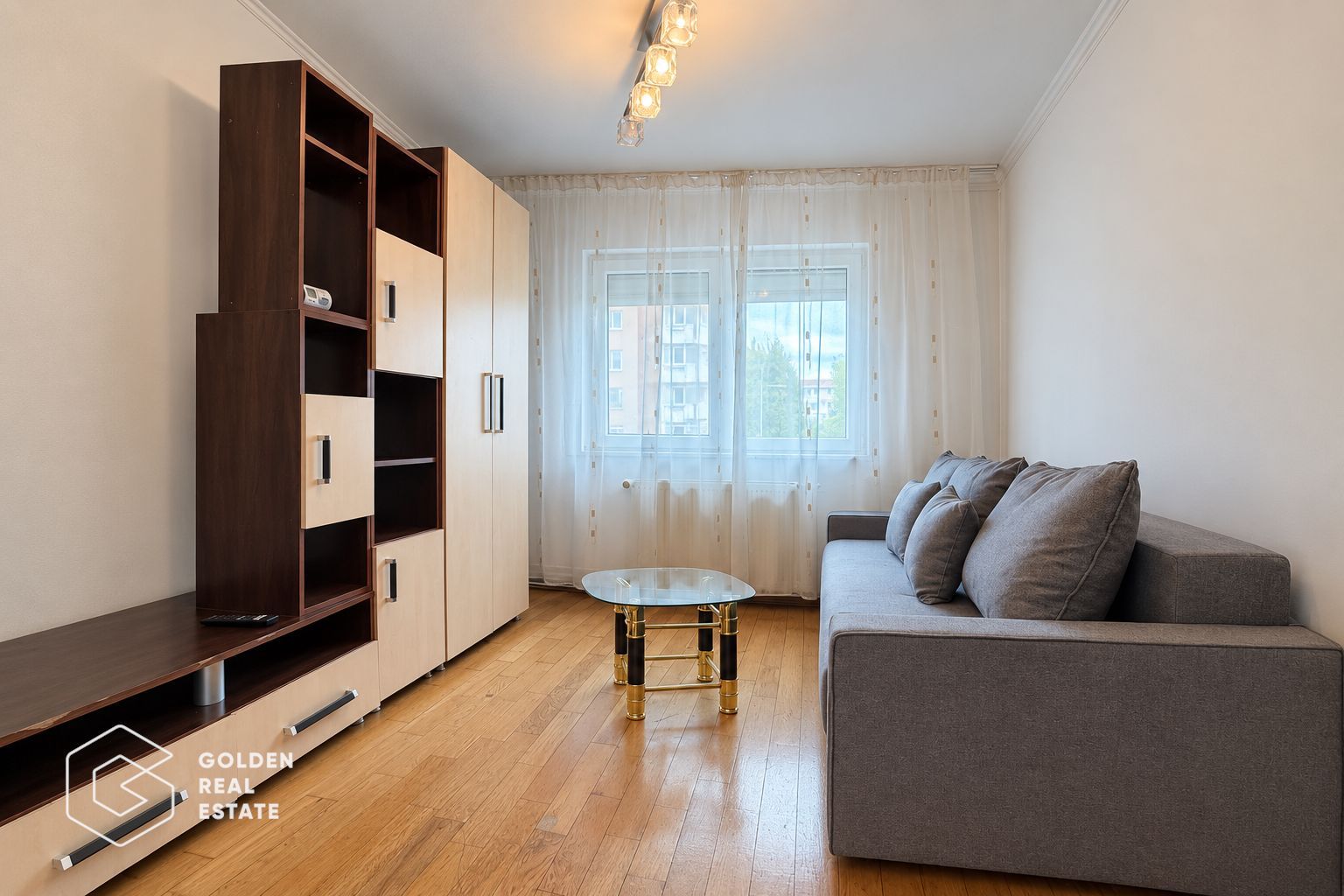Apartament 3 camere, zona Alfa - Poză 1