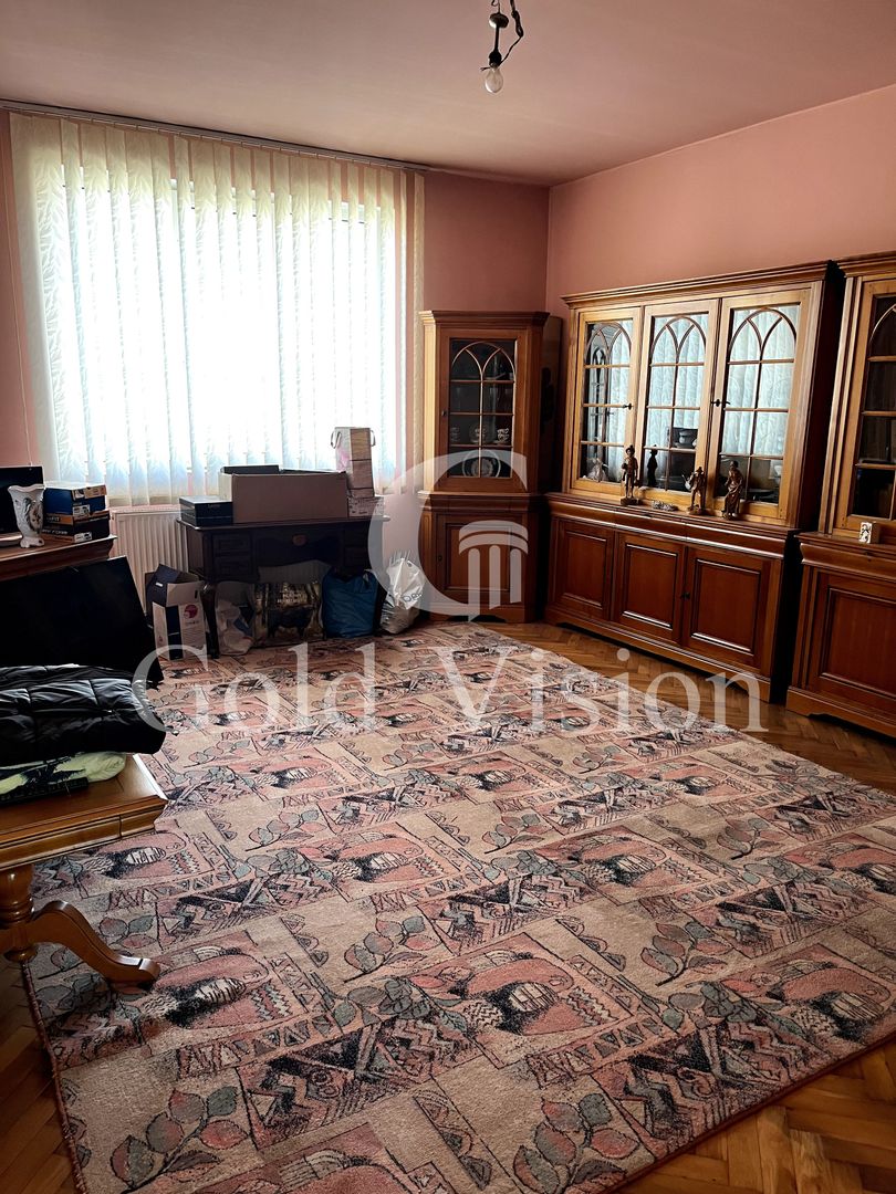 De vanzare sau de inchiriat casa individuala in cart Dambu Pietros - Poză 5