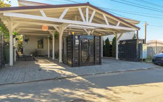 Proprietate premium cu design elegant și multiple upgrade-uri - Poză 27