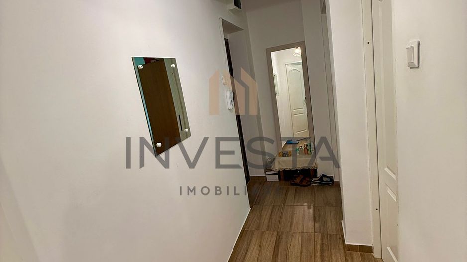 Apartament de vanzare cu 2 camere in zona Hermes ! - Poză 4