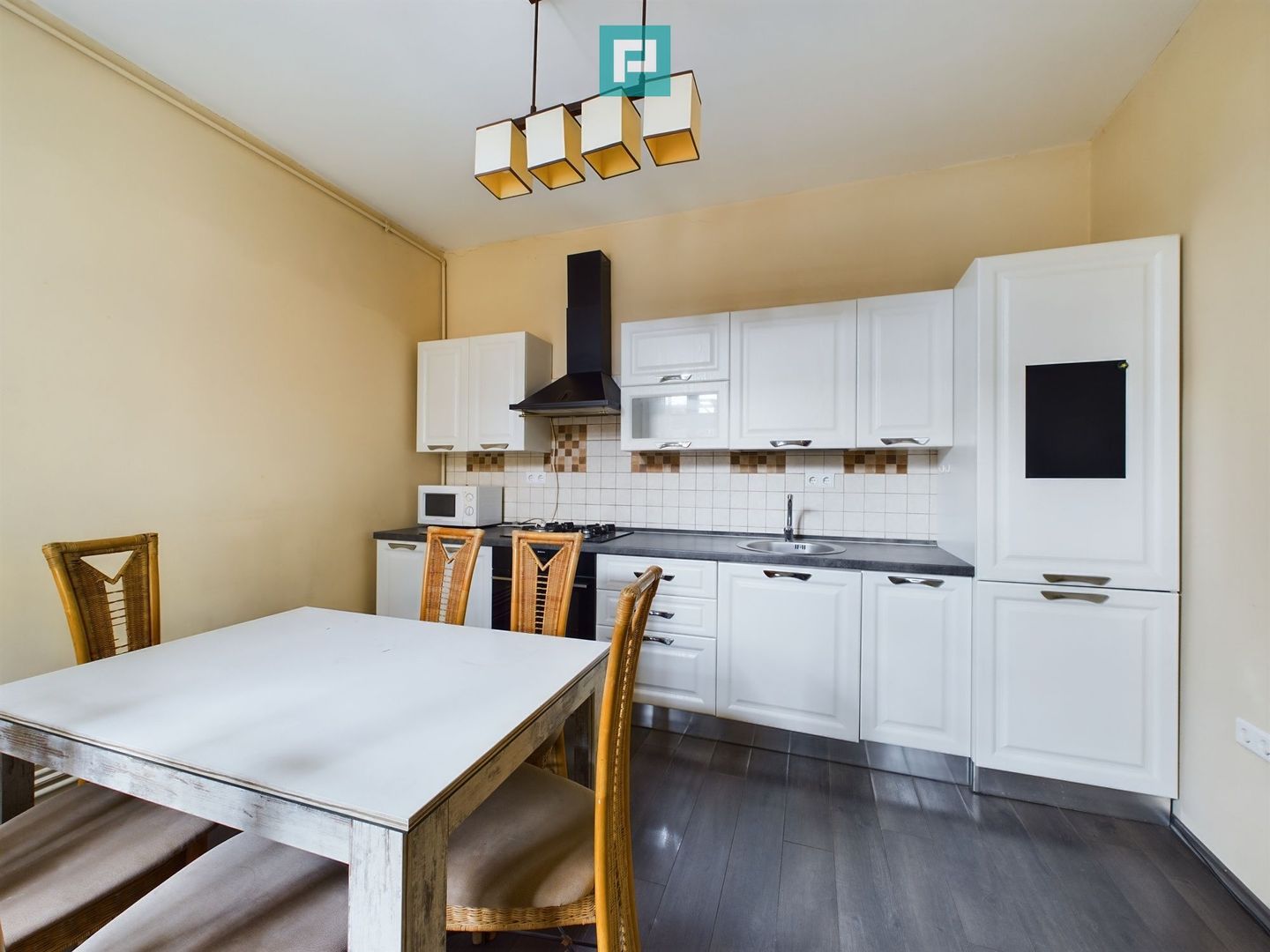 Apartament cu 3 camere Ultracentral - Poză 11