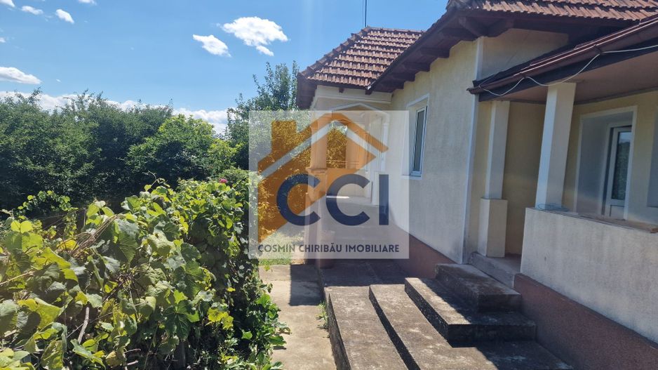 Casa in mediu rural cu teren - Poză 5