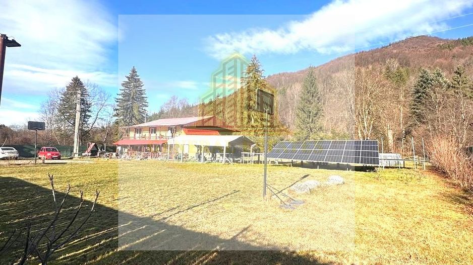 Vila de vanzare in Parcul national Piatra Craiului - Poză 11