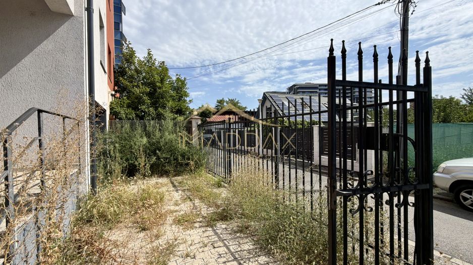 Vila ***400mp*** + Curte Proprie // zona Herastrau - Poză 3