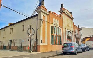 Spatiu comercial Impunator - Zona Centrala - 400 mp + 150 mp Mezanin - Poză 2