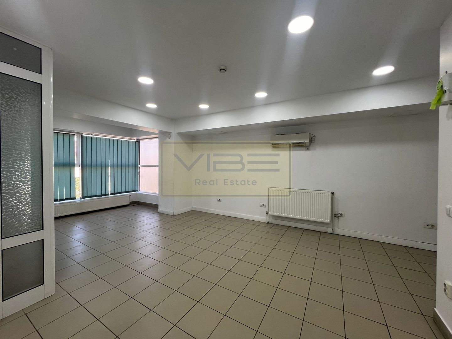 Spatiu birou 45 mp Iulius Mall - T.Vladimirescu - Poză 2