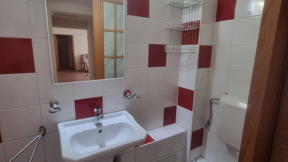 Vanzare apartament 3 camere, 2 bai, bloc 1985, langa metrou Titan, IOR - Poză 5