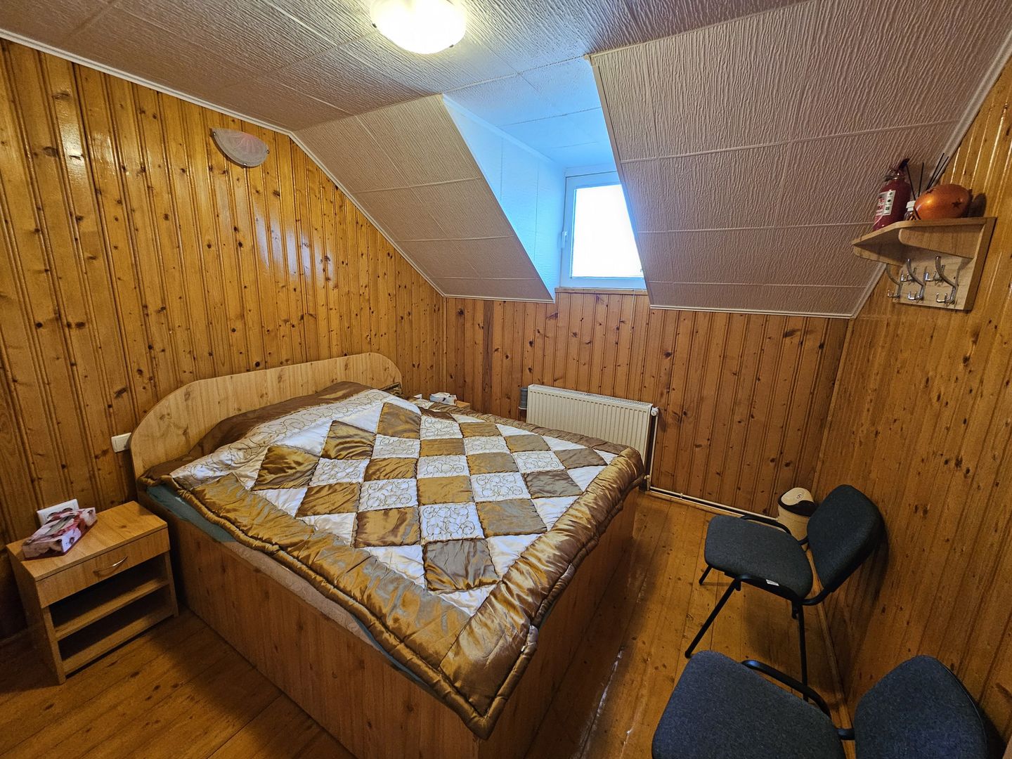 Vila 7 camere 320 mp- Valea Neagra-Prahova, mobilata/utilata complet! - Poză 18