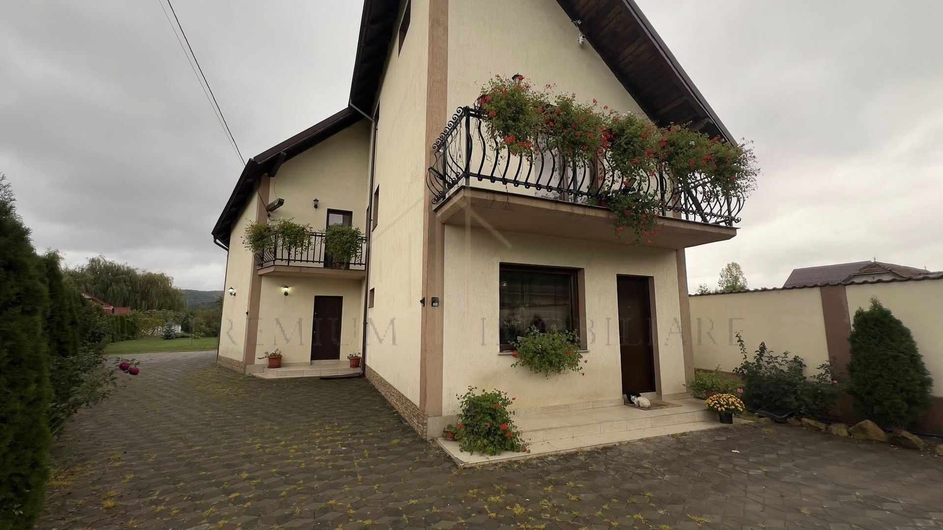 Casa de vanzare in Lupesti, la 10 km de Onesti - Poză 25