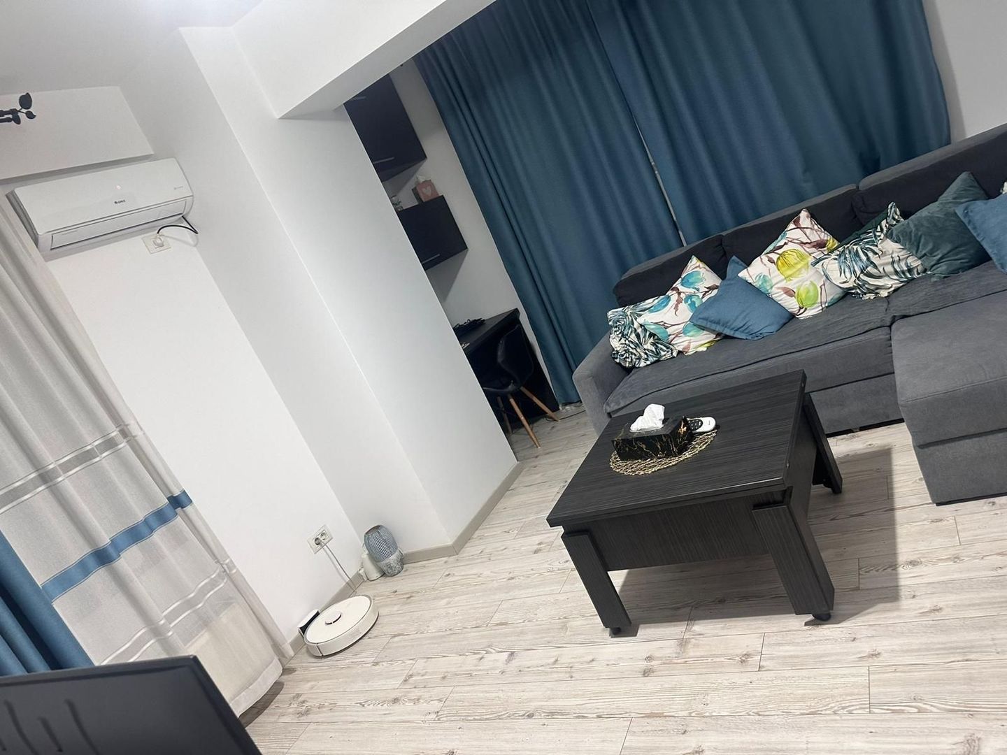Regie I 2 camere I Modern - Poză 3
