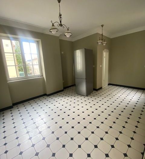 APARTAMENT ULTRACENTRAL COMPLET RENOVAT - Poză 19
