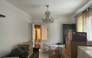 Casa de vanzare- zona Schei - Poză 9