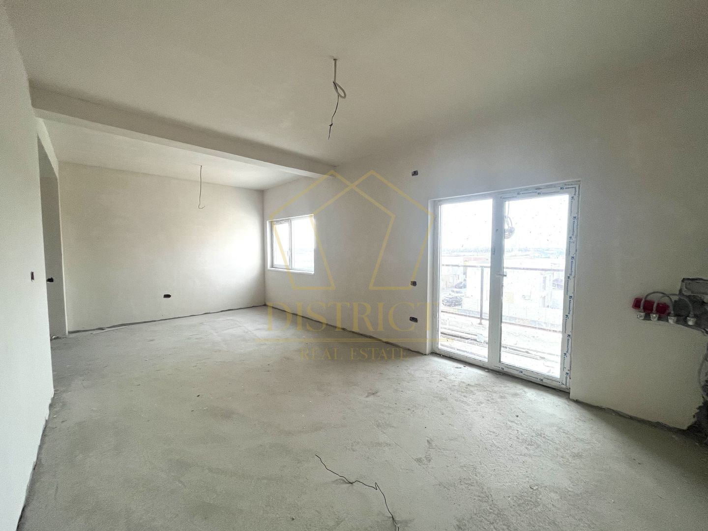 Apartament decomandat cu 3 camere | Terasa de 22mp | Urseni - Poză 2
