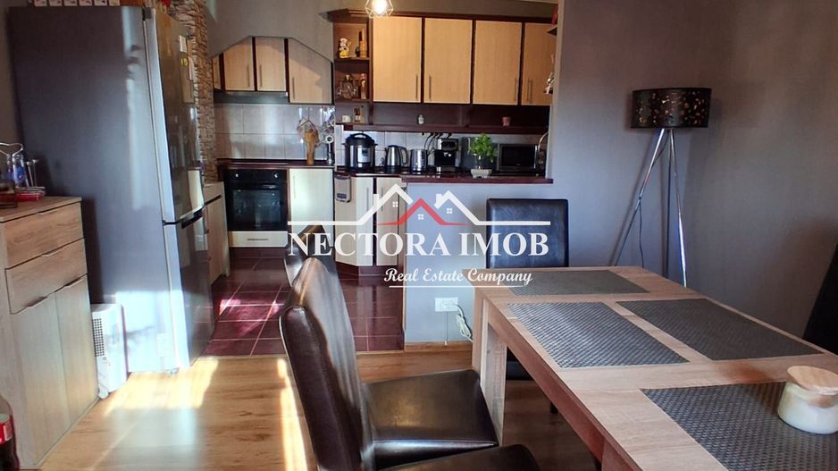 Apartament ULTRACENTRAL SALONTA, 3 camere, 74 mp, mobilat/utilat total - Poză 4