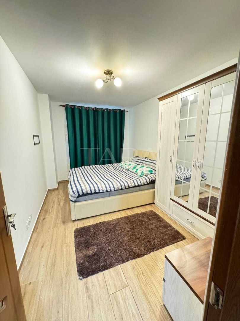 Apartament cu 2 camere, parcare inclusă, zona VIVO. - Poză 3