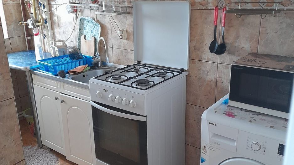 Mansarda  situata in Micro 21, cu balcon si vedere la Dunare - Poză 6