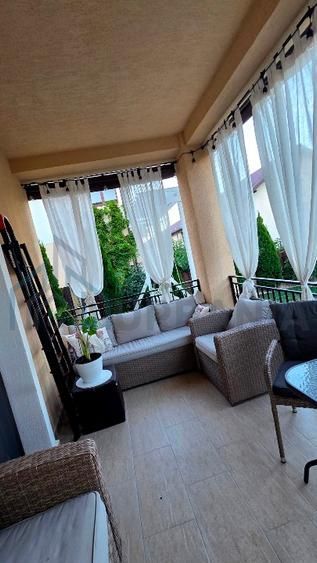 Vilă duplex de vânzare în Valea Adâncă, la 4,8 km de Palas - Poză 1