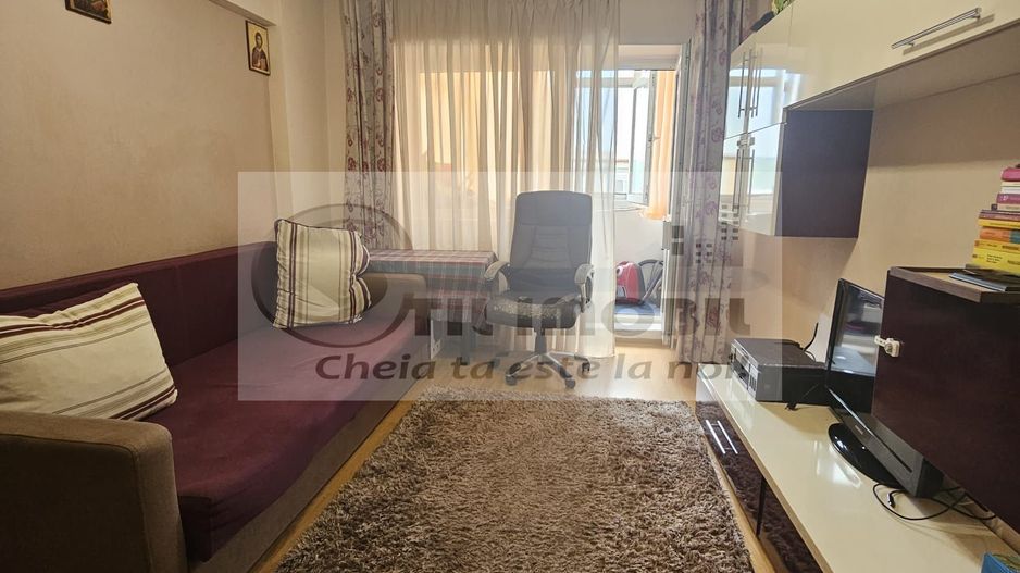 Pacurari-apartament 2 camere decomandat, 52 mp, mobilat și utilat - Poză 2