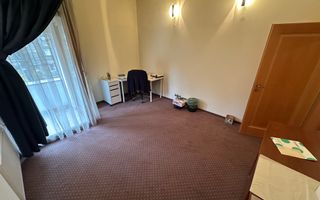 Casă / Vilă cu 6 camere în zona  Calea Aradului - Poză 42