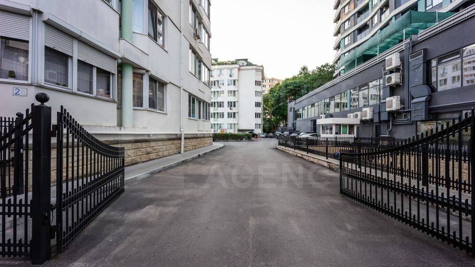 Apartament 4 camere, 160 mp, str. Nadejda Russo, Rîșcani - Poză 33