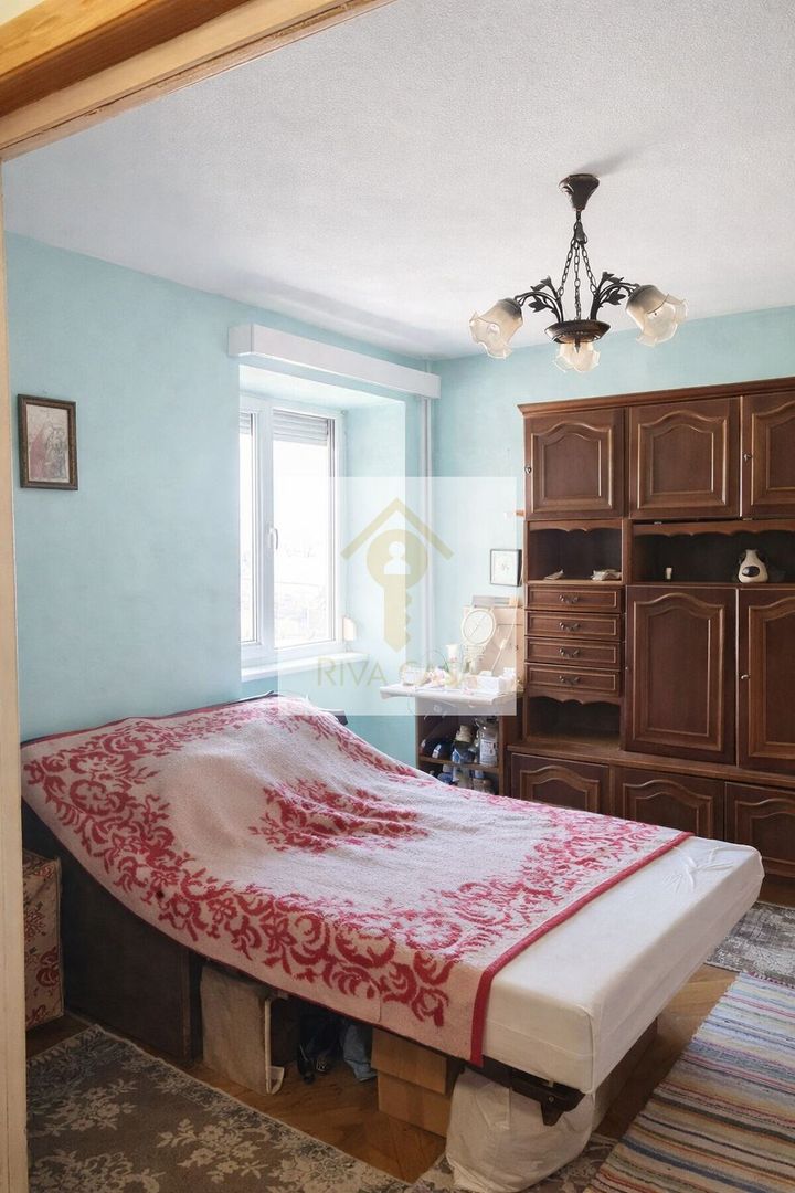 Apartament spațios cu 4 camere, 100 mp utili, triplă orientare. - Poză 4