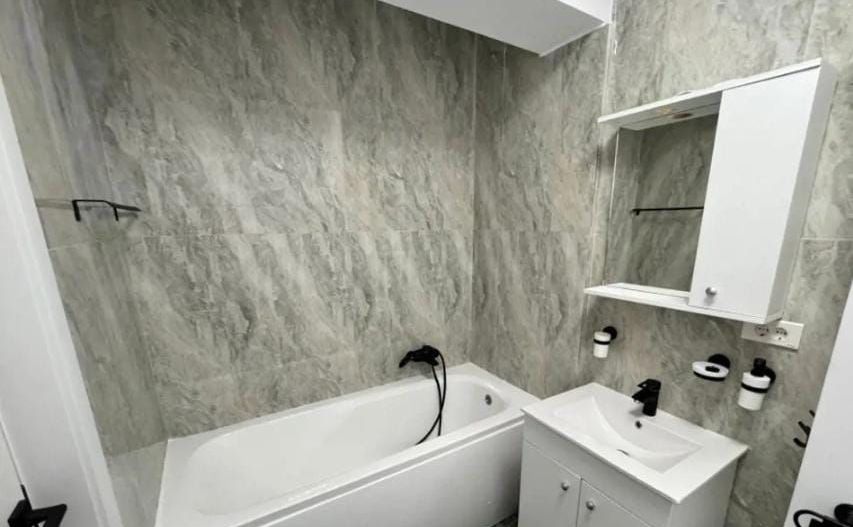 Apartament cu 2 camere superb de inchiriat, Parcare inclusa, Bloc NOU - Poză 6