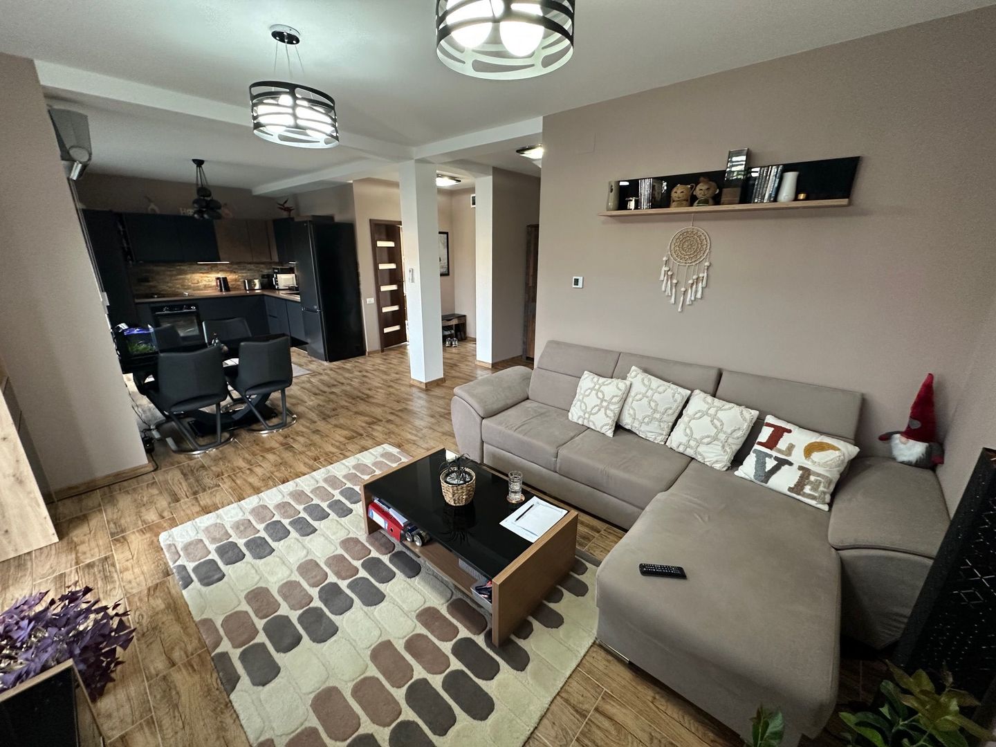 Duplex despărțit prin carpot - Poză 2