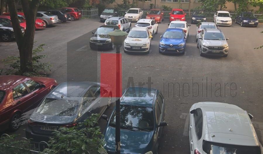 Apartament 4 camere Titan -urgent - Poză 9