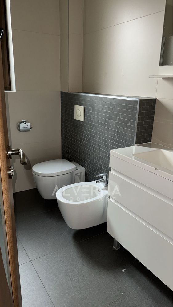 Apartament 2 camere 55mp | curte privata | parcare | cartier Europa - Poză 4