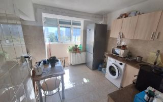 Apartament 2 camere Titan 58 mp etaj 8/10 1978 - Poză 5